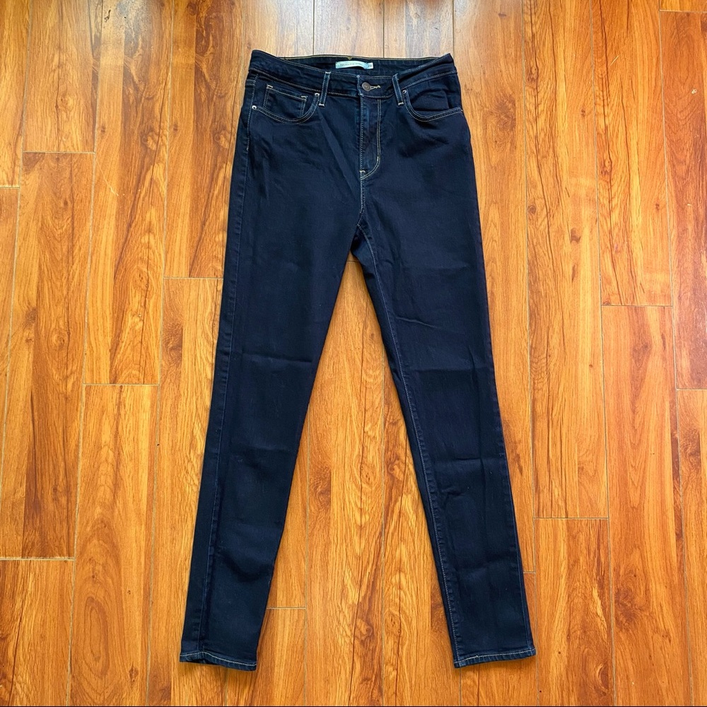 Levi’s 721 High Rise Skinny Jeans